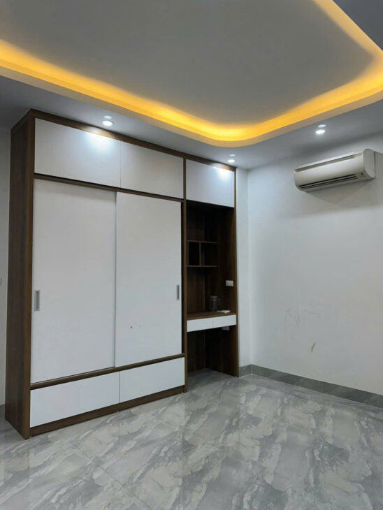 SIÊU PHẨM- TÒA CHDV 10 PHÒNG- TRUNG TÂM CẦU GIẤY . DÒNG TIỀN40/TR/ THÁNG- GIÁ 10.6 TỶ.