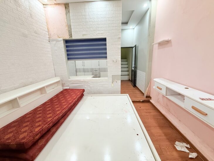 Siêu hiếm! Bán nhà Nguyễn Xiển 4 tầng gần ô tô, chỉ 5,5 tỷ.