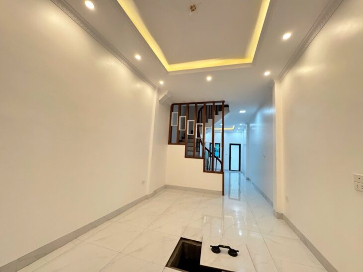 Nhà đẹp 5 tầng Liên Mạc đẹp lung linh về ở luôn Ô TÔ đỗ cửa 5.2 tỷ