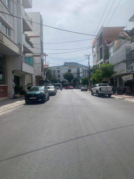 🏡 BÁN NHÀ 5 TẦNG MẶT TIỀN NGUYỄN BỈNH KHIÊM – CÁCH BIỂN VÀI BƯỚC CHÂN