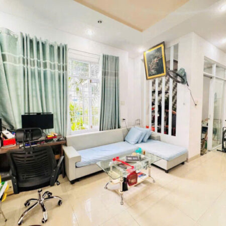 Nhà Mới 2 Tầng Gần Biển – Giá Chỉ 2 Tỷ 950 . diện tích 52m² Ngang 5.2m