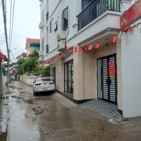 Nhà mới ở ngay Nhổn, MT 4.2m, 6 tầng, 35m2, giá nhỉnh 5 tỷ