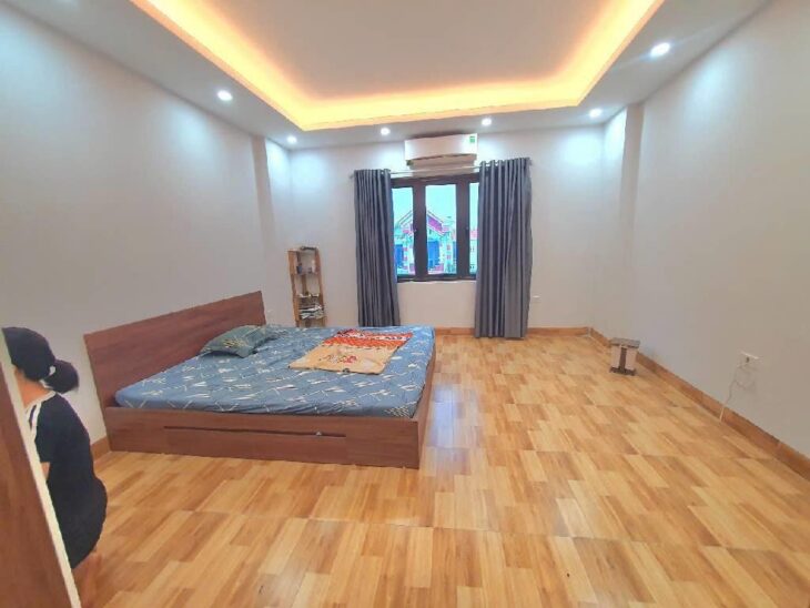Nhà mới ở ngay Nhổn, MT 4.2m, 6 tầng, 35m2, giá nhỉnh 5 tỷ