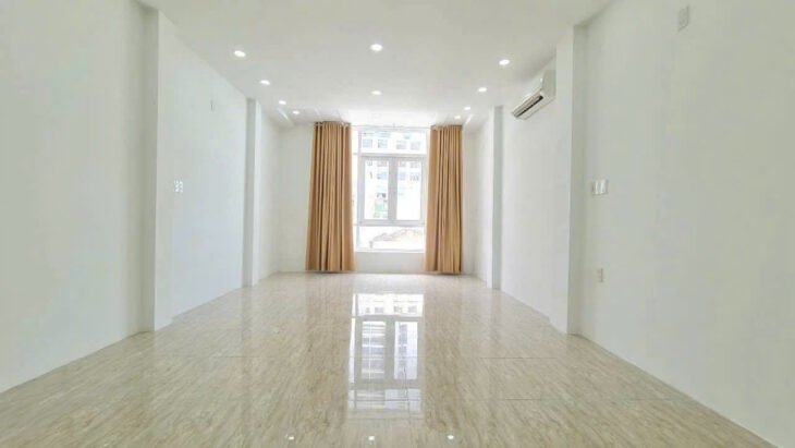 Cho thuê nhà Mặt Tiền Kinh doanh cạnh bên Chợ Đầm, Tp Nha Trang