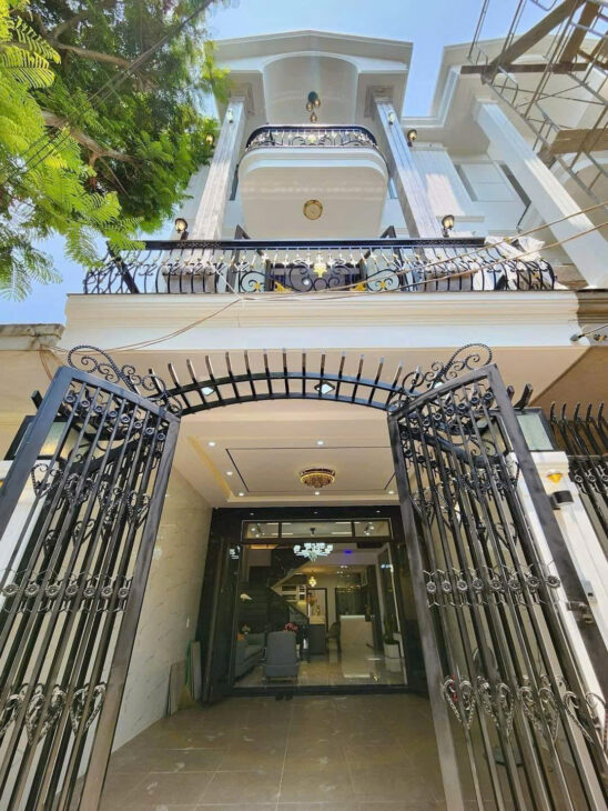 PHẠM HỮU LẦU – QUẬN 7- TẶNG FULL thiết kế bên trong – 3 TẦNG – 72M2 – 6TỶ4️