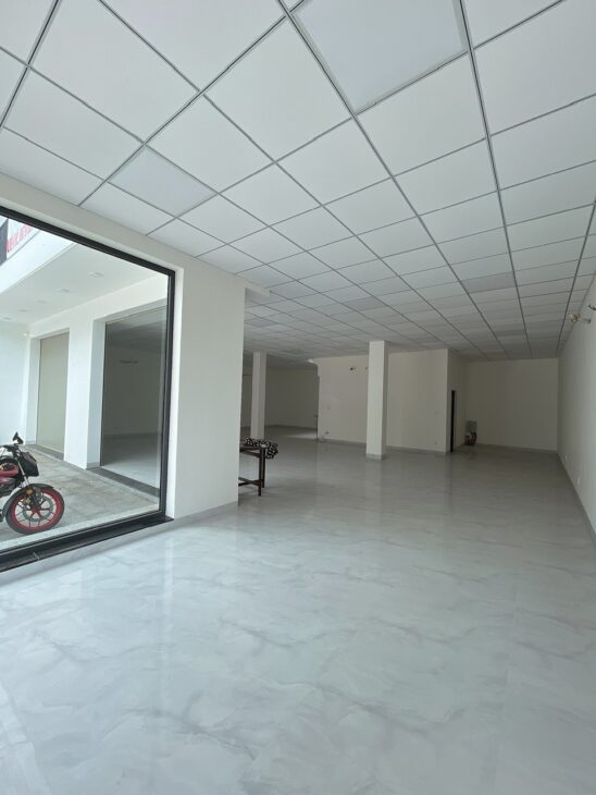 cho thuê nhà đường lê đinh thám hải châu đà nẵng nguyên căn thông suốt ngang 13m