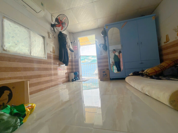 HẺM 1 SẸT – Cách mặt tiền đường 50m Q4 NGANG 11 DÀI 5,5 CÓ 4 TỶ