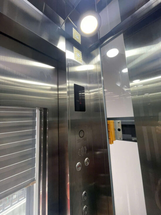 HẺM 1 SẸT – Cách mặt tiền đường 50m Q4 NGANG 11 DÀI 5,5 CÓ 4 TỶ