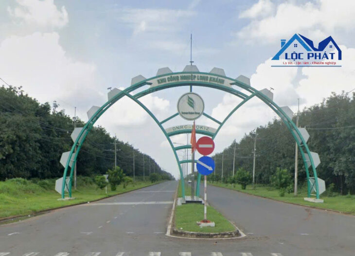 Cho thuê xưởng 2500m2 KCN Long Khánh Đồng Nai giá chỉ 3,8usd/m2