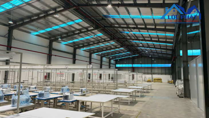 Cho thuê xưởng 2500m2 KCN Long Khánh Đồng Nai giá chỉ 3,8usd/m2