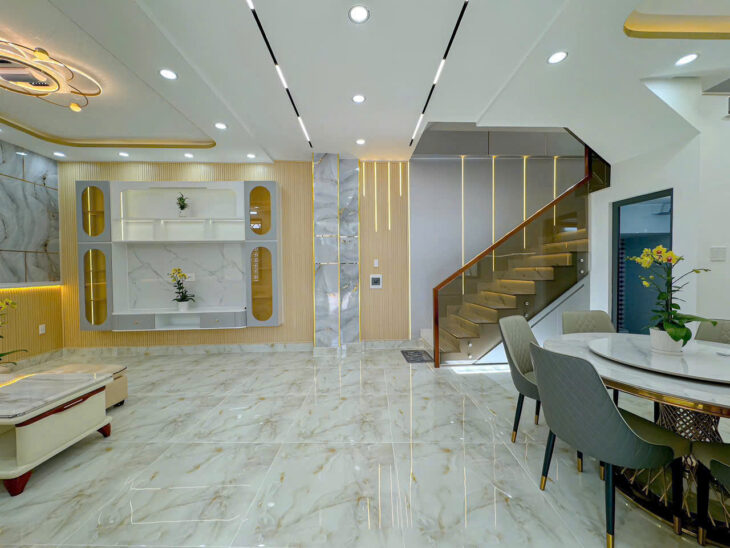 Mua 1 được 2 căn nhà Phường Phú Thuận Phú Mỹ Hưng Q7 Huỳnh Tấn Phát NGANG 14 DÀI 7 ĐÚC 4 TẤM