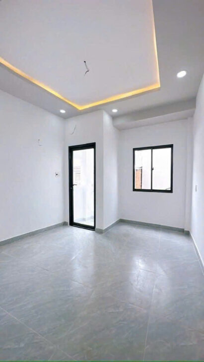 SÁT MẶT TIỀN ĐƯỜNG SỐ 48 DT 29 M2 CÓ 3 TỶ ĐÚC BÊ TÔNG