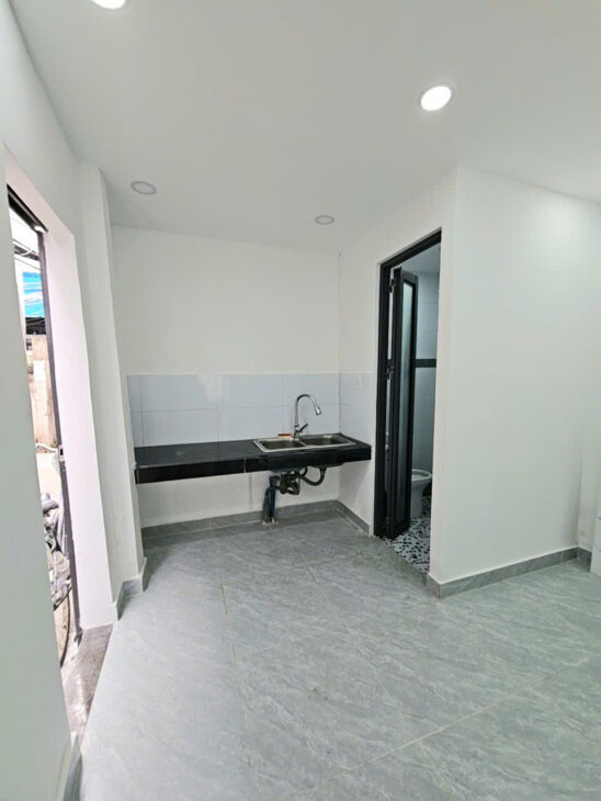 SÁT MẶT TIỀN ĐƯỜNG SỐ 48 DT 29 M2 CÓ 3 TỶ ĐÚC BÊ TÔNG