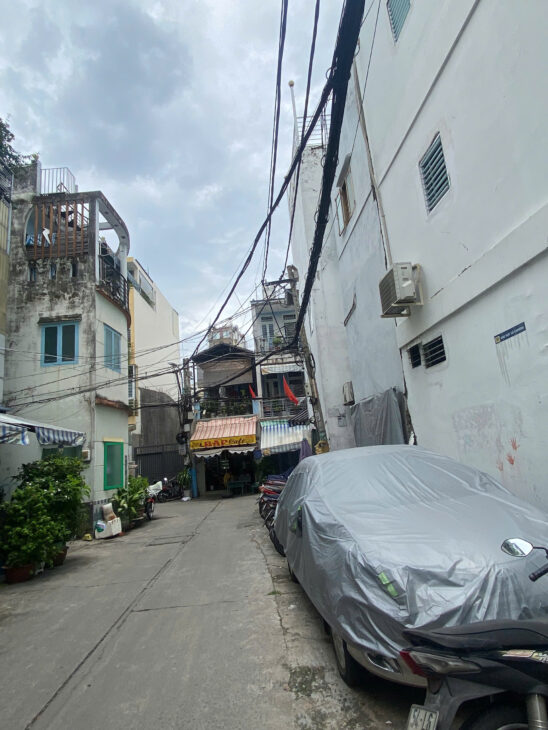 BThanh – Nhà 4 tầng 40m2 – Hẻm xe hơi VIP Đinh Tiên Hoàng- -Nhỉnh 5 Tỷ