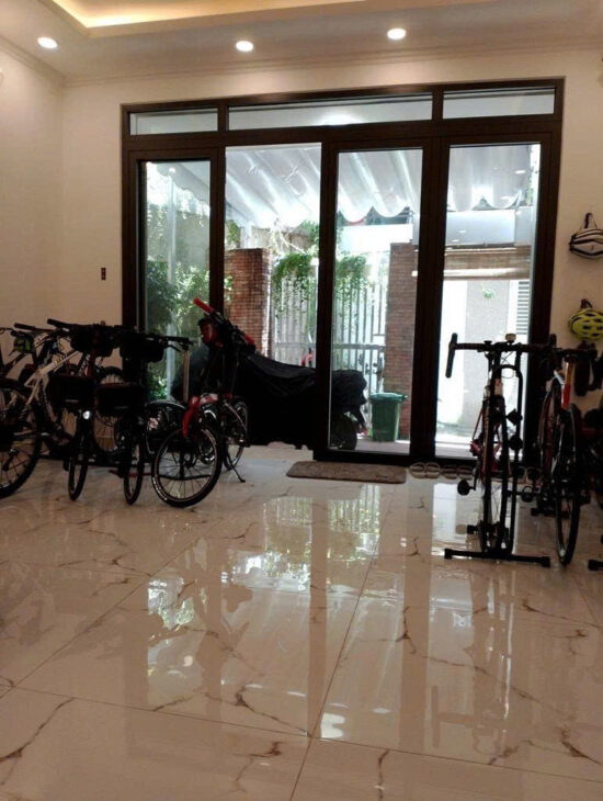 HẺM XE HƠI ĐẠI LỘ TRẦN HƯNG ĐẠO NGANG 4.5 X14 ĐÚC BÊ TÔNG Q1 DƯỚI 300 TRIỆU M2