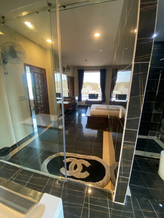 BÁN KHÁCH SẠN GIÁ RẺ DÒNG TIỀN CAO 300TR/TH. THỦ ĐỨC. TP HỒ CHÍ MINH