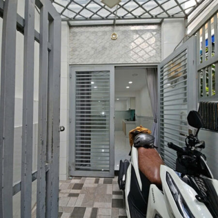 Sát mặt tiền Vĩnh hội Khánh Hội Q4 NHÀ MỚI CHỈ 3 TỶ