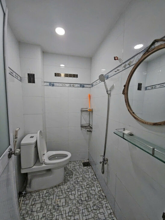 Sát mặt tiền Vĩnh hội Khánh Hội Q4 NHÀ MỚI CHỈ 3 TỶ