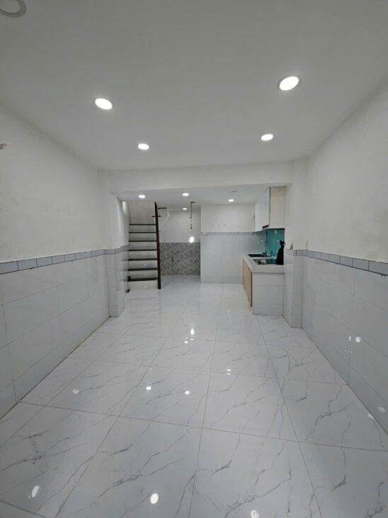 Sát mặt tiền Vĩnh hội Khánh Hội Q4 NHÀ MỚI CHỈ 3 TỶ