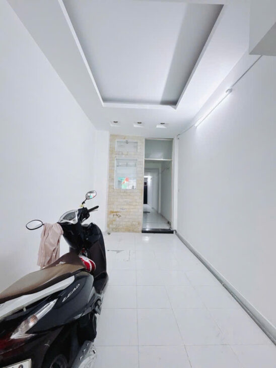 CĂN HỘ DỊCH VỤ CÓ 6 TỶ TRUNG TÂM Q4