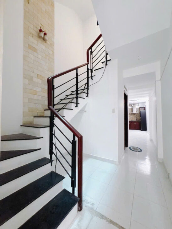 CĂN HỘ DỊCH VỤ CÓ 6 TỶ TRUNG TÂM Q4