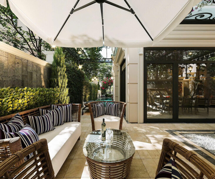 Bán toà nhà biệt thự KĐT Trung Yên – Trung Hoà, Cầu Giấy DT 200m2 x MT 20m, có hầm, KD tuyệt, 83 tỷ