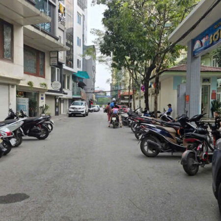 Nguyễn Chánh! Phân lô ô tô tránh vỉa hè rộng, kinh doanh ngày đêm sầm uất, 2 thoáng, vài bước ra