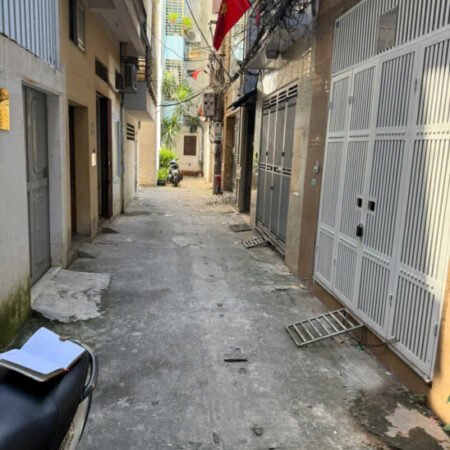 Bán Nhà Trung Tâm Quận Thanh Xuân, Phố Tô Vĩnh Diện, Dt 39m2 X 5 Tầng, Mt 3,5m.