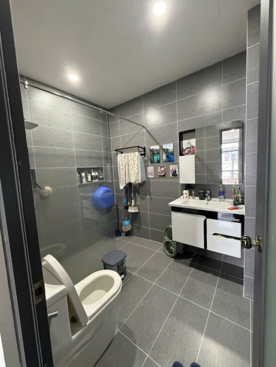 SÁT MẶT TIỀN KHÁNH HỘI Q4 NGANG 3.7 DÀI 10 NỞ 5.2 M 4T NHĨNH 6 TỎI