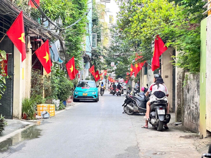 Âu Cơ nhà siêu đẹp – ngõ thông – VF3 qua nhà – 75m2 giá 19 tỷ