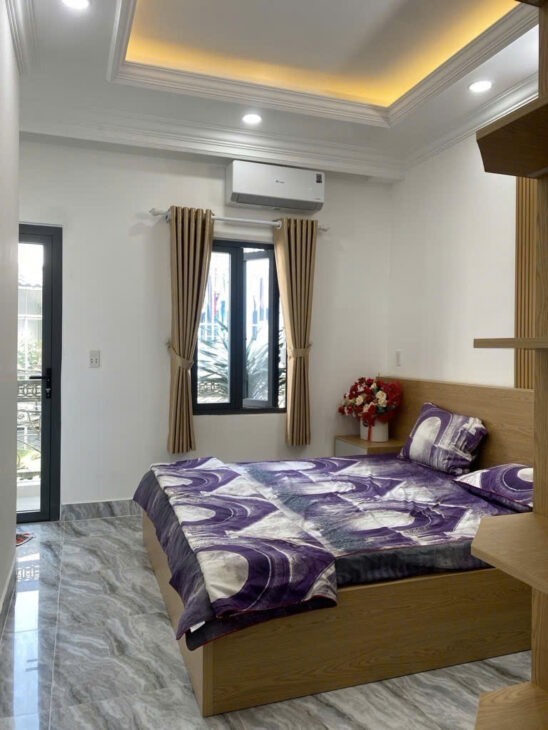 Nhà mới 1 căn ra mặt tiền đường số Tân Kiểng Q 7 Ngang 4 x10 có 5 tỷ