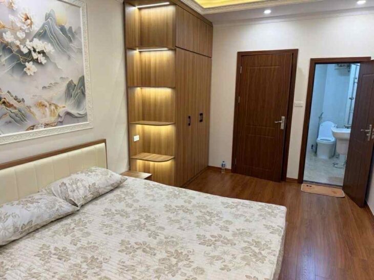 VĂN CAO DT 25M x5 TẦNG CHỈ 6,5 TỶ-70M RA PHỐ,FULL NỘI THẤT ĐẸP,5P RA HỒ TÂY