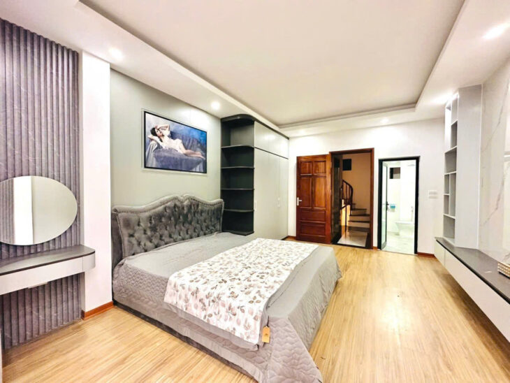 6 TẦNG THANG MÁY – GẦN HỒ VĂN CHƯƠNG – MẶT TIỀN ĐẸP – THOÁNG TRƯỚC SAU – NGÕ NÔNG- Văn Chương 39 m,