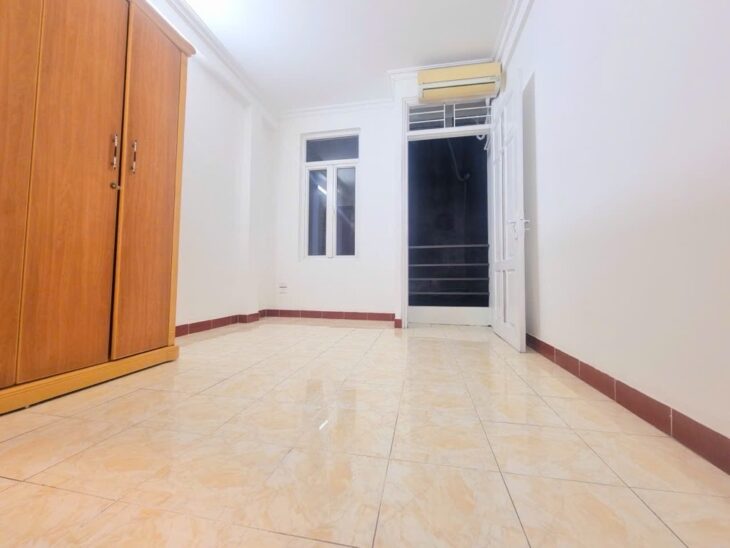 THỤY KHUÊ 31M GIÁ 8,3 TỶ NGÕ RỘNG,2 THOÁNG,DÂN XÂY,CÁCH PHỐ 15M,NỞ HẬU ĐẸP