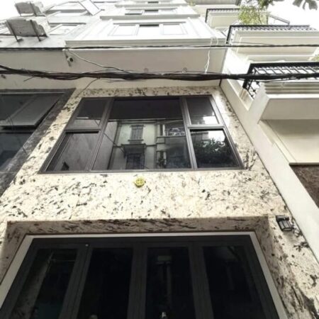 YÊN HÒA 42M-13,5 TỶ-10M RA PHỐ,Ô TÔ ĐỖ CỬA,2 THOÁNG,NỘI THẤT XỊN,SỔ VUÔNG ĐẸP