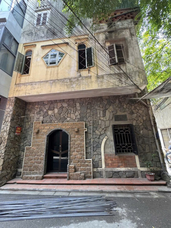 NHÀ NGUYỄN TRÃI – NGÕ Ô TÔ TRÁNH – LÔ GÓC 2 MẶT THOÁNG – VIEW ROYAL CITY