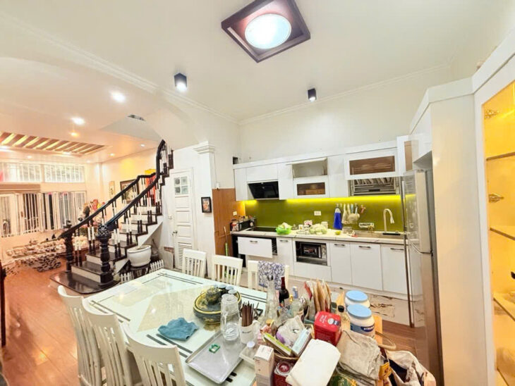 Bán nhà phố Lê Trực, Điện Biên Phủ, trung tâm Ba Đình DT 54m2, 5 tầng khu phân lô dân trí, KD văn