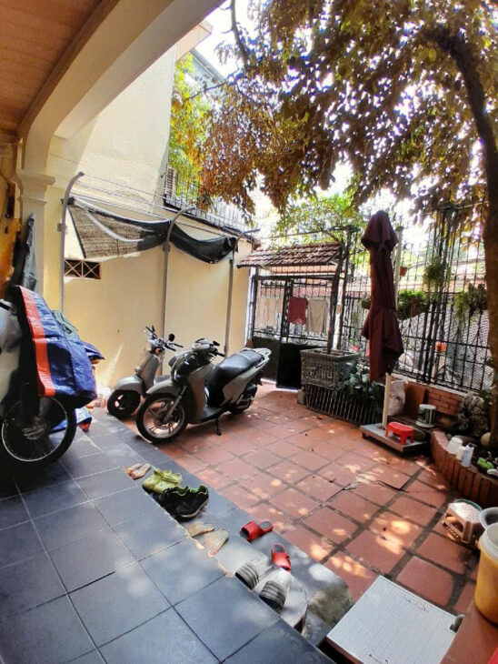 LÔ GÓC – GẦN HỒ – XE 24 CHỖ CHẠY QUANH NHÀ – SỔ ĐỎ CHÍNH CHỦ