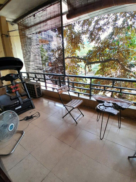 LÔ GÓC – GẦN HỒ – XE 24 CHỖ CHẠY QUANH NHÀ – SỔ ĐỎ CHÍNH CHỦ