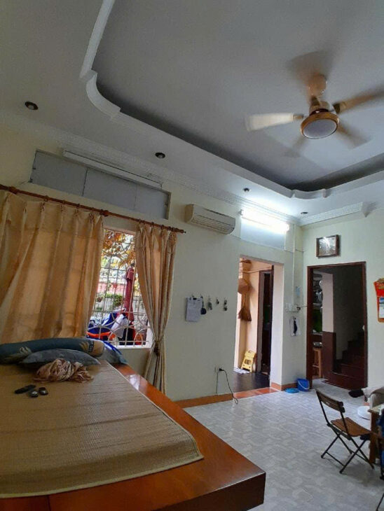 LÔ GÓC – GẦN HỒ – XE 24 CHỖ CHẠY QUANH NHÀ – SỔ ĐỎ CHÍNH CHỦ