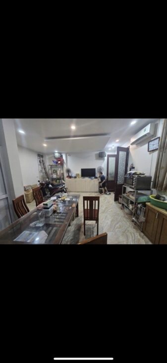 TT CẦU GIẤY 42M x6 TẦNG 9,5 TỶ.BA GÁC ĐỖ CỬA,DÂN XÂY,NGÕ THÔNG,THOÁNG SÁNG