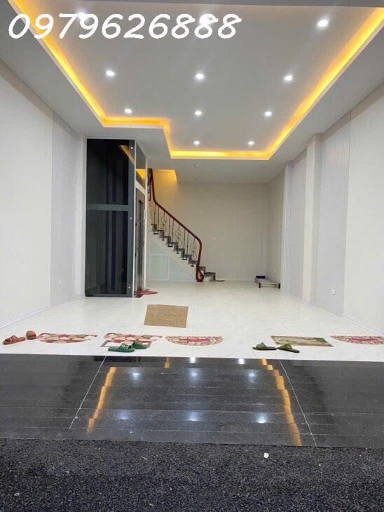 PHÂN LÔ KHU VIP NHẤT THANH XUÂN, GARA Ô TÔ, 6 TẦNG THANG MÁY NHẬP KHẨU. KINH DOANH ĐỈNH