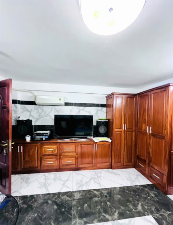 CẦN BÁN GẤP CĂN HỘ DỊCH VỤ MẶT TIỀN TẠ QUANG BỬU, DÒNG TIỀN ỔN ĐỊNH 40 TRIỆU/THÁNG