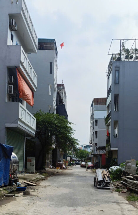 Đất Đẹp Cụm CN Lai Xá 65.4m2-MT4.5, Vỉa hè KD, ô tô tránh, giá 10.9 tỷ