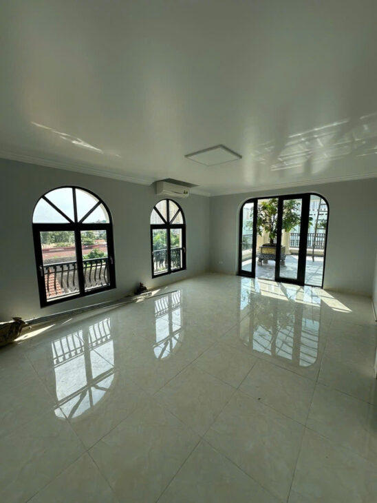 Cho thuê biệt thự liền kề KĐT Cầu Bươu dt 124m2 rộng thênh thang có thể làm văn phòng, kinh doanh,