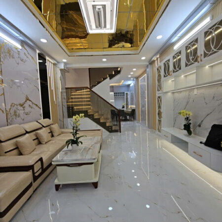 CẠNH Phú Mỹ Hưng VIP nhất VN phú Thuận Q 7 Ngang 4 dài 15 M CÓ 83 TRIỆU M2 3 TẤM MỚI