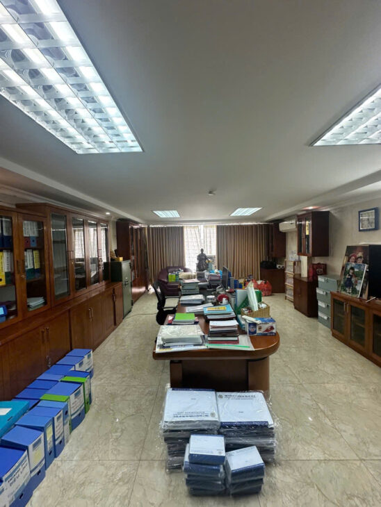 Cần bán toà nhà Mặt phố Vũ Phạm Hàm. DT 148m x 6 tầng. Thang máy. Giá 92 tỷ. LH: 0964769634