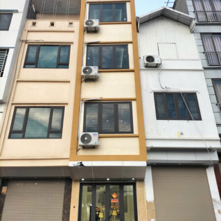 Bán nhà mặt đường QL1A Ngọc Hồi – khu vực Thanh Trì.5 tầng 32m2 10.7 tỉ