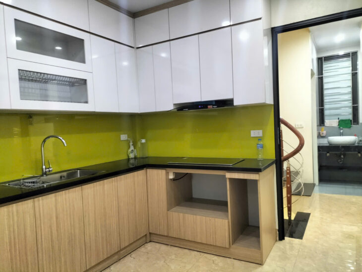 Bán nhà mặt đường QL1A Ngọc Hồi – khu vực Thanh Trì.5 tầng 32m2 10.7 tỉ