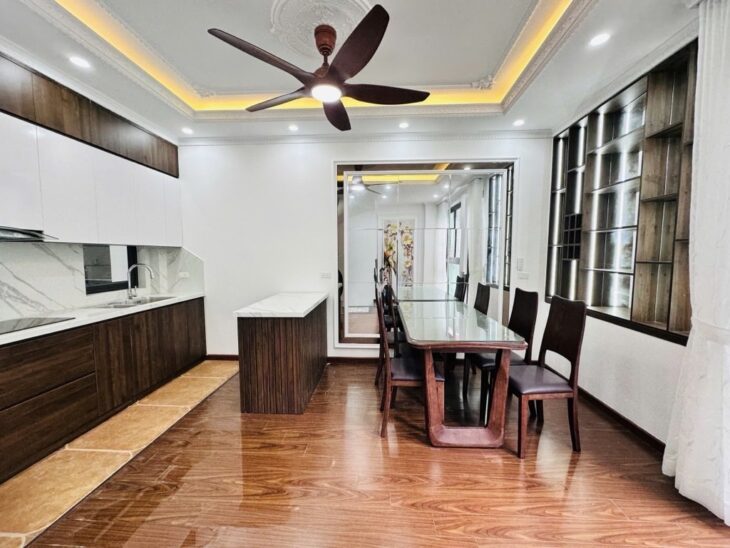 CẦU GIẤY 41M x6 TẦNG GIÁ 9,350 TỶ,OTO TRÁNH 10M,NGÕ THÔNG